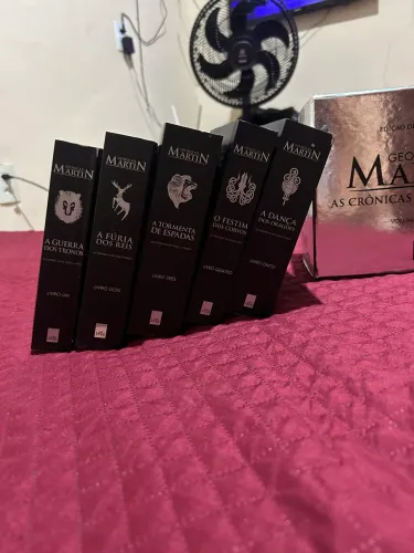 - Box As Crônicas de Gelo e Fogo - Coleção Completa - Edição Especial Colecionador