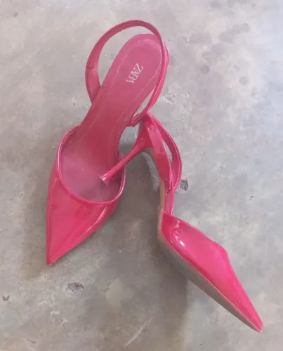 Sapato bico fino Zara N 38