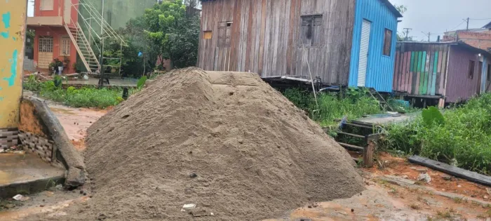 Vendo se barro pra aterro