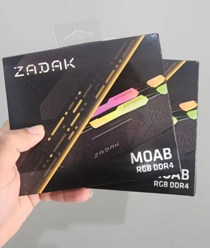 Memoria RAM RGB Zadak 2x8Gbs 3000mhz
