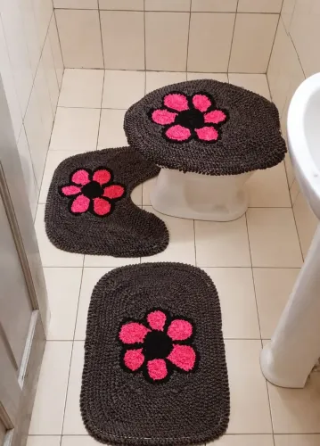 Conjunto de banheiro frufru