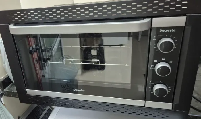 Forno Elétrico de Embutir Mueller Decorato 44 Litros Preto - 110V
