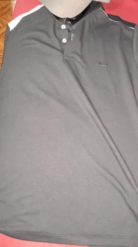 Camisa e chapéu da sallo original nunca usado