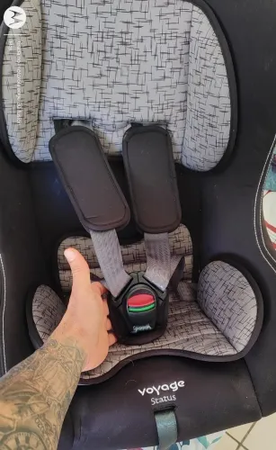 Cadeirinha de bebê para carro até 25kg 