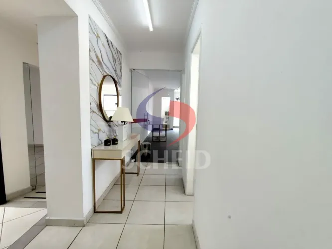 Salas comerciais á Venda em Santo Amaro - 291m2 - 9 Salas - 1 Salão Comercial - 6 Banheiro