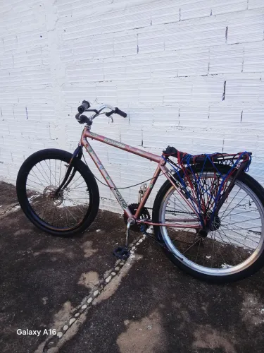 Bike montadinha aro 26