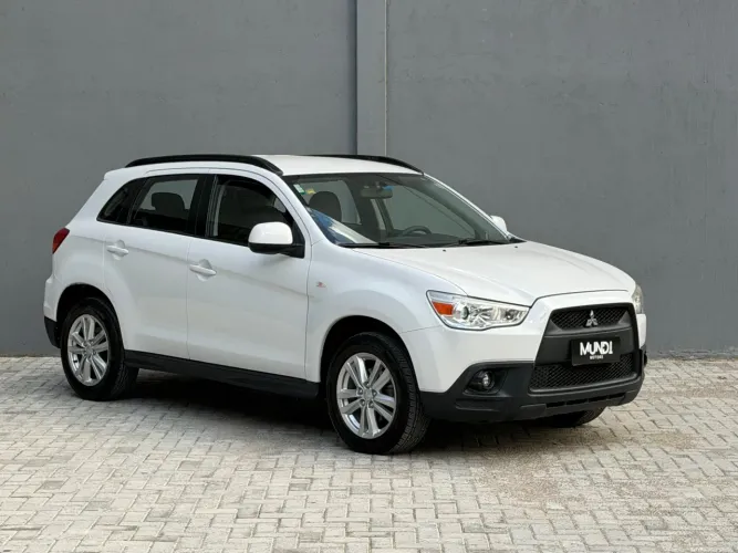 Mitsubishi ASX 2.0 16V 160cv Aut. 2012