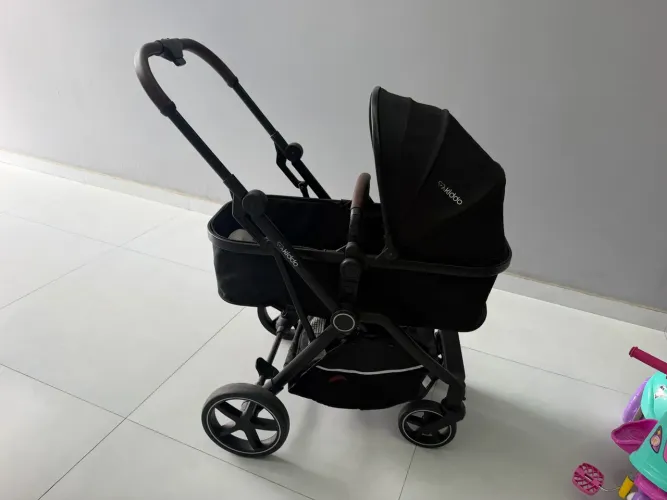KIT TRAVEL SYSTEM KIDDO - CARRINHO + BEBÊ CONFORTO COM BASE