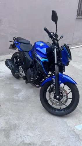 Yamaha FZ25 250 Fazer Connected 2025