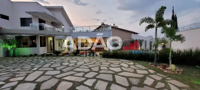 Casa à venda no bairro Bandeirante - Caldas Novas/GO