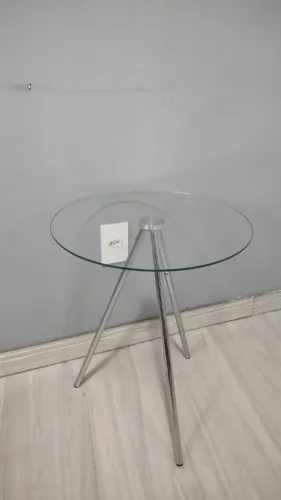 Mesa de Apoio / Centro Redonda com Tampo de Vidro e Pés Metálicos