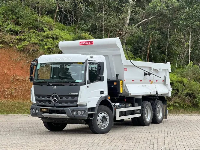 ATEGO 2730 6X4 CABINE ESTENDIDA BRANCA 2024/2025