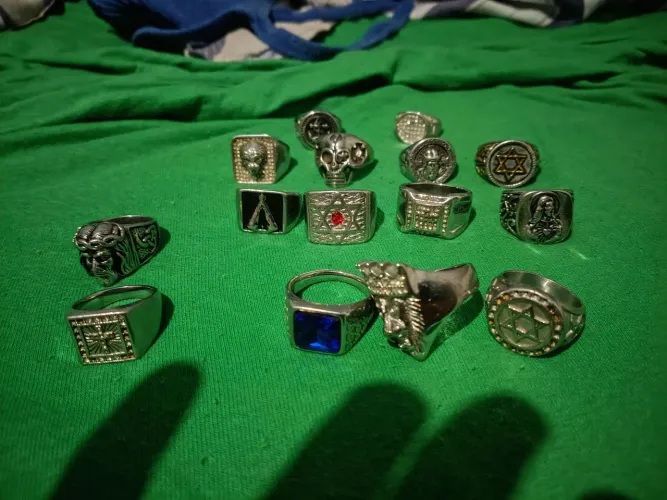 Vendo todos por 150 ,são aço cirúrgico