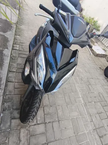 Elite 125 