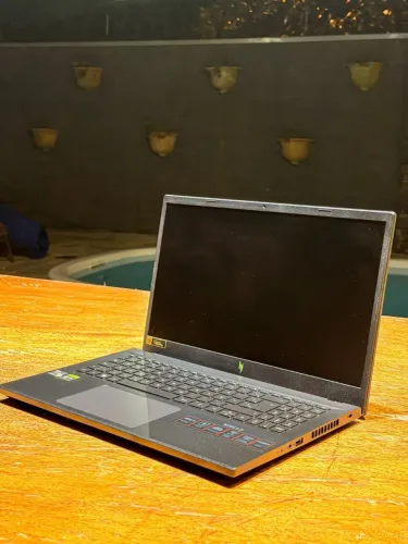 NOTEBOOK GAMER ACER NITRO V15 - ESTADO DE NOVO COM GARANTIA E NOTA FISCAL!