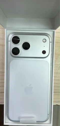 iPhone 17 pro max 1 terabyte 1 ano de garantia Apple