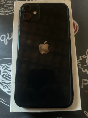 ? iPhone 11 - Preto (Black) - 64GB