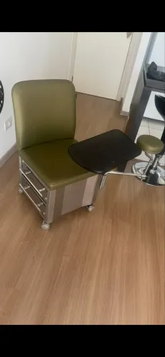 Carrinho para manicure