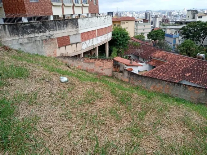 Lote de 730 m² no melhor ponto do Novo São Lucas