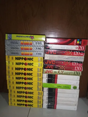 Lote 30 fitas VHS gravações e marcas diversas ...