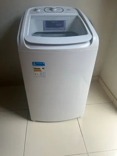 Máquina de lavar Electrolux 11kg Semi Nova 