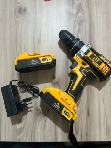 Parafusadeira Furadeira 48V com 2 baterias