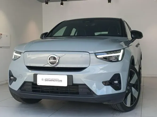 Volvo C40 Twin Ultimate (elétrico) 2025