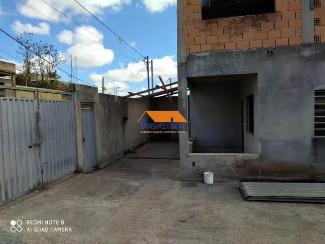 Casa de 5 quartos no bairro Pirajá