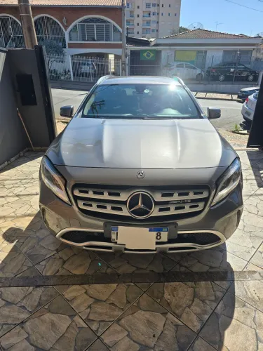 Mercedes-Benz GLA 200 Adv. 1.6/1.6 TB 16V Flex Aut. 2018