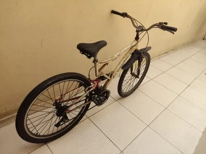 Vende duas bicicletas 200 reais aceito proposta