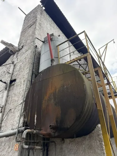 Tanque de Combustível Usado