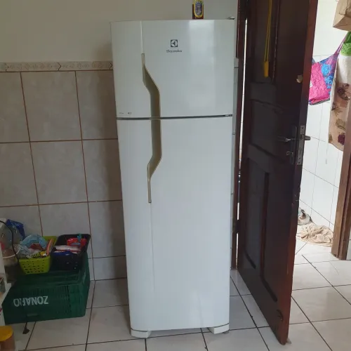 Geladeira electrolux