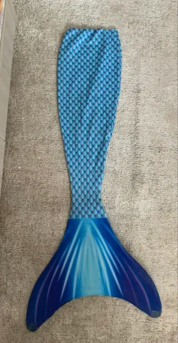 Cauda de Sereia Infantil Azul - Fantasia para Piscina ou Brincar