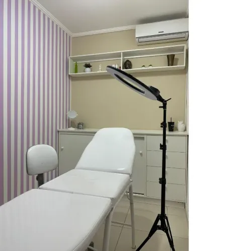 Podologa - podologia - estética em geral -locação de espaço  - CLN 308, Asa Norte.