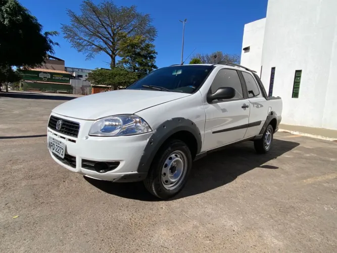 Fiat Strada Working Celeb.1.4 Fire Flex 8V CD 2012