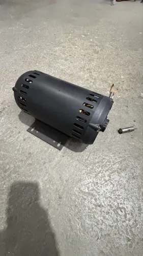 Motor trifásico WEG 5 cv 2p 5cv 2P