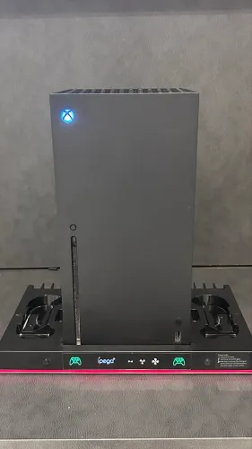 Xbox séries x + cooler externo