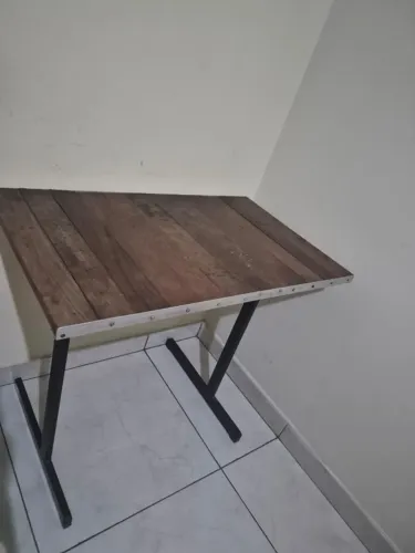 Mesa pequena