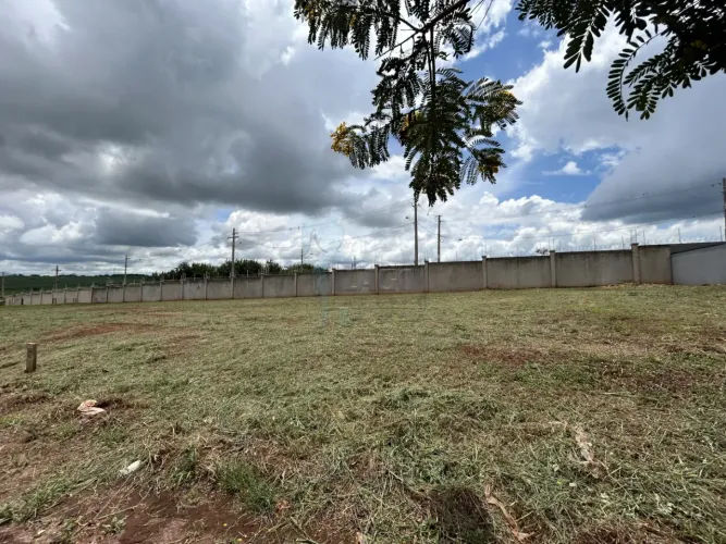 Terreno de 250m² à venda em condomínio - Quinta da Mata