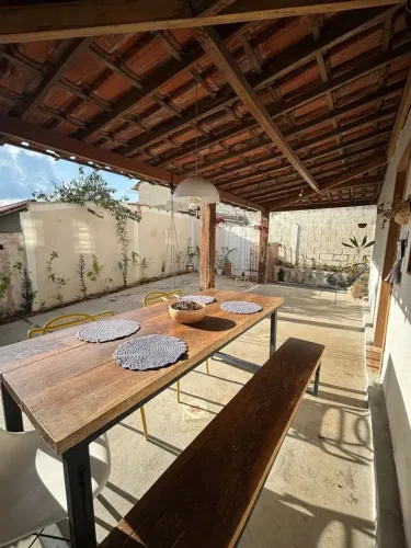 Casa de 4 quartos e 3 banheiros - Alípio de Melo