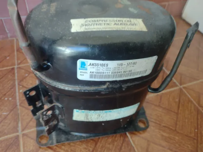 COMPRESSOR DE AR 10.000 BTUS- 110 VOLTS