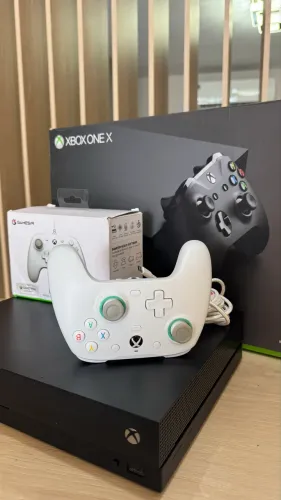 Xbox One X 1TB