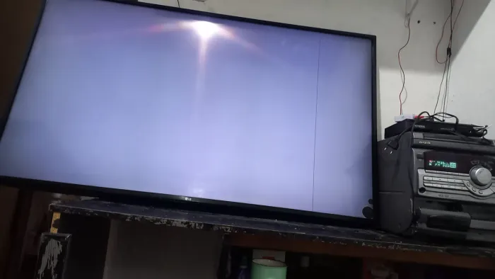 Vendo TV LG 55 POLEGADAS COM A TELA QUEBRADA