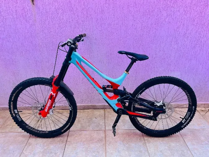 Bike Downhill Full 27,5 Specialized Demo Carbono Marzocchi 58