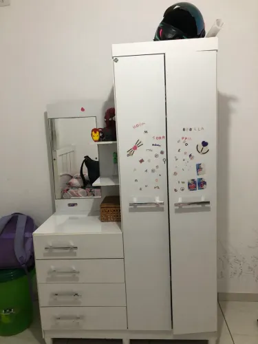 Guarda roupa infantil