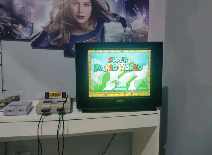 Tv CRT Semp entre vídeo componente