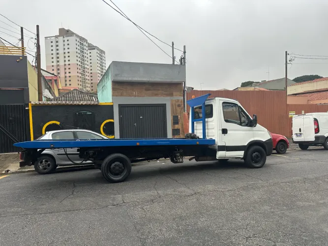 Iveco 35S14 ano 08 caminhonete 125.000