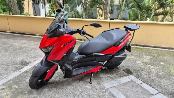 VENDO MOTO CONSERVADA