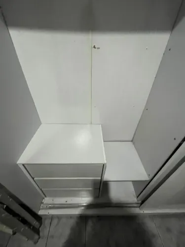 Guarda roupa casal porta de correr com espelho