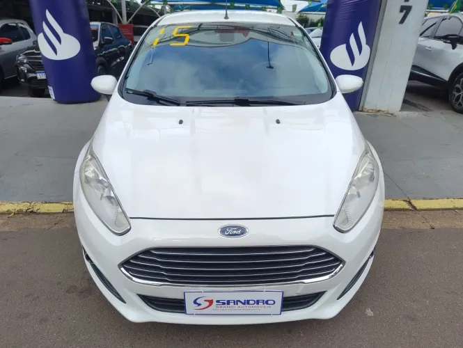 Ford Fiesta Titanium 1.6 16V Flex Power Shift 2015